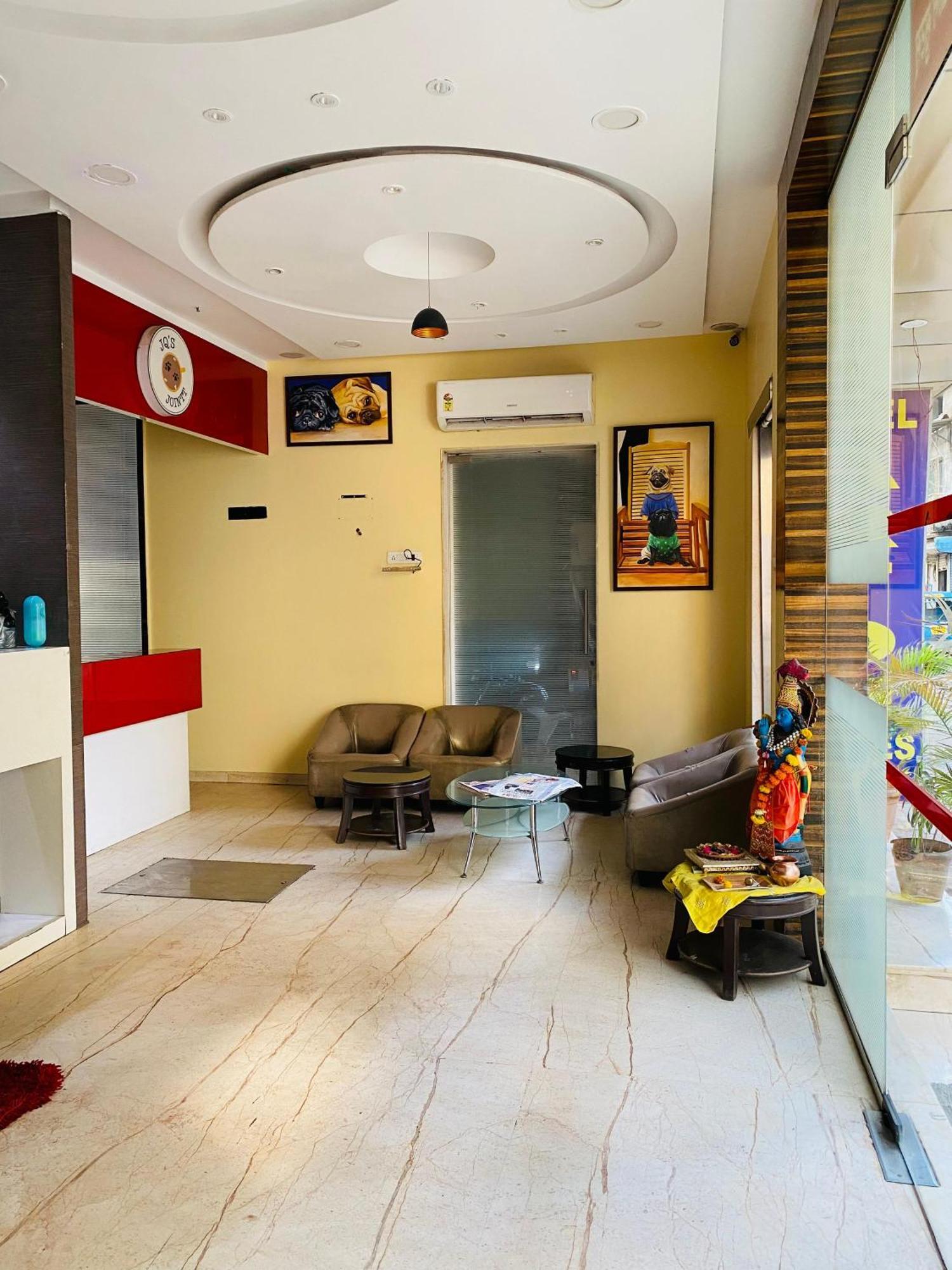 Hotel Arton Regency Near Terminal 2 Airport 뭄바이 외부 사진