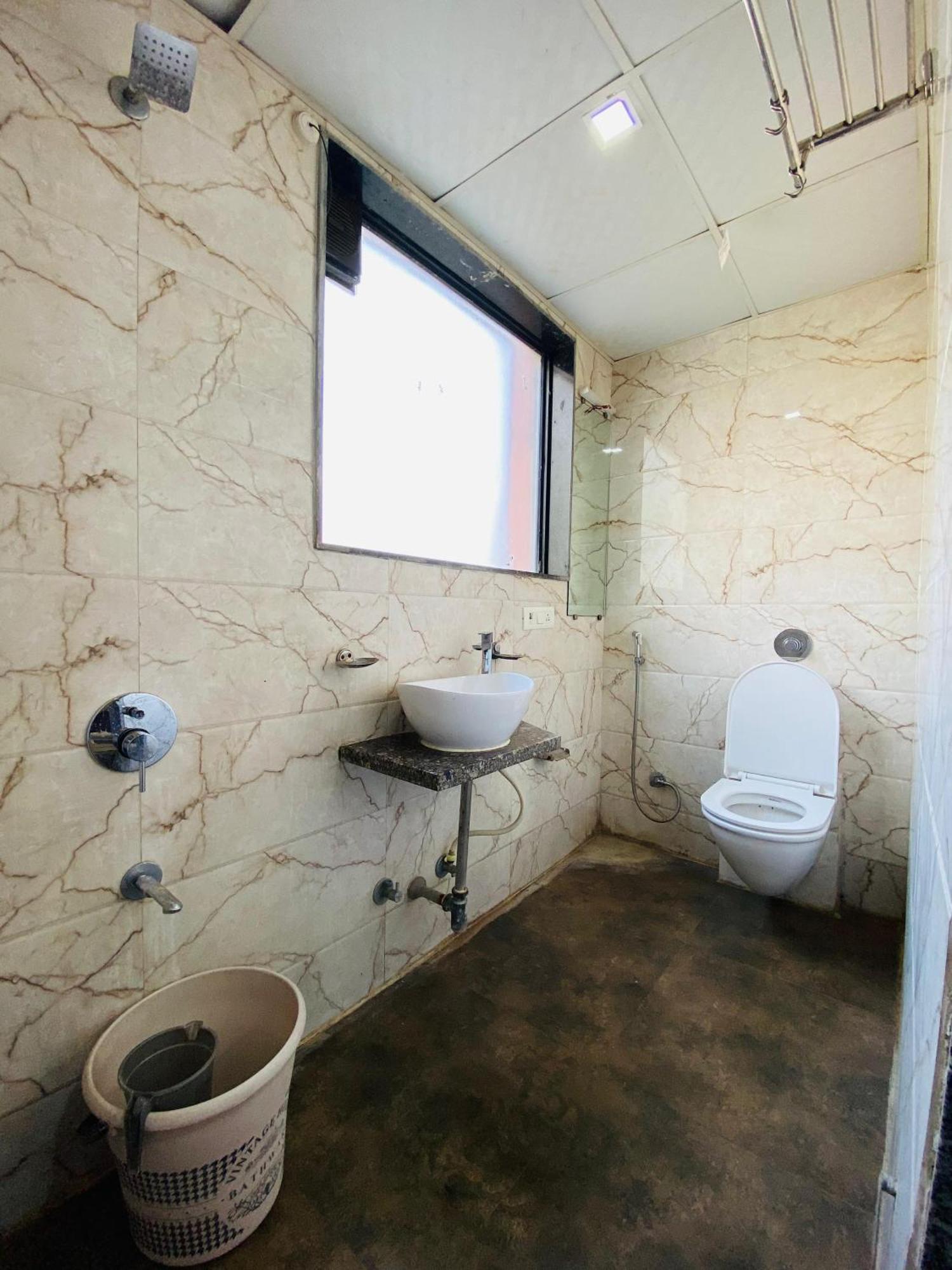 Hotel Arton Regency Near Terminal 2 Airport 뭄바이 외부 사진